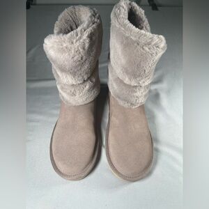 Koolaburra Women's Tan Fur Winter Boots